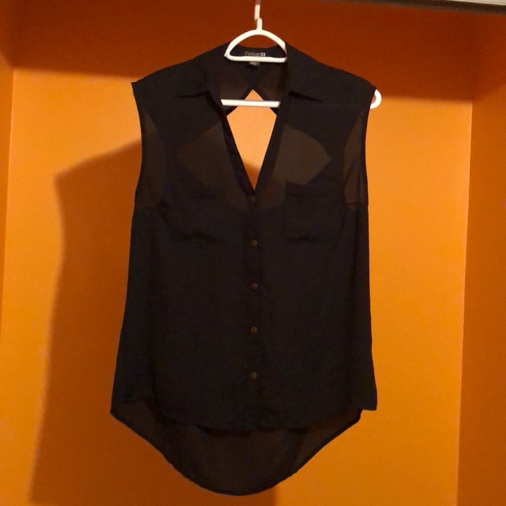 Forever 21 keyhole blouse